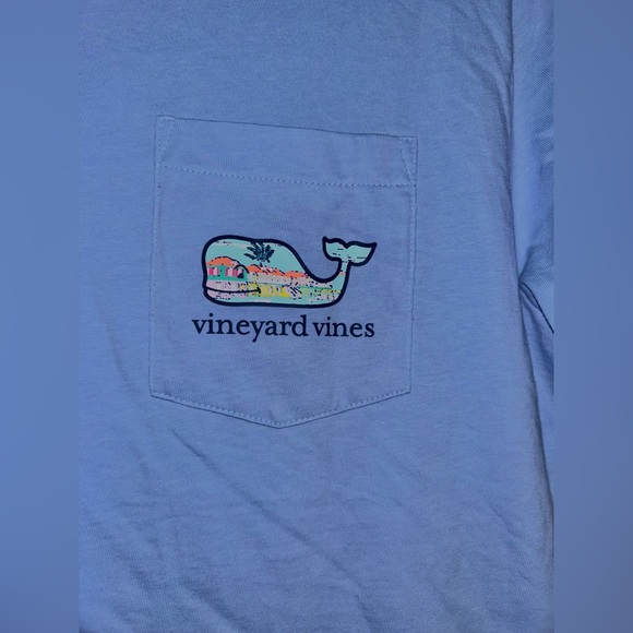 BNWT Vineyard Vines Blue Tee Shirt in Size Small- Calm Waters Print with Blue - Picture 3 of 4